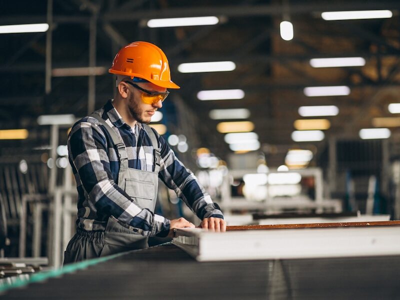 LAVORI IN AMBIENTI CONFINATI