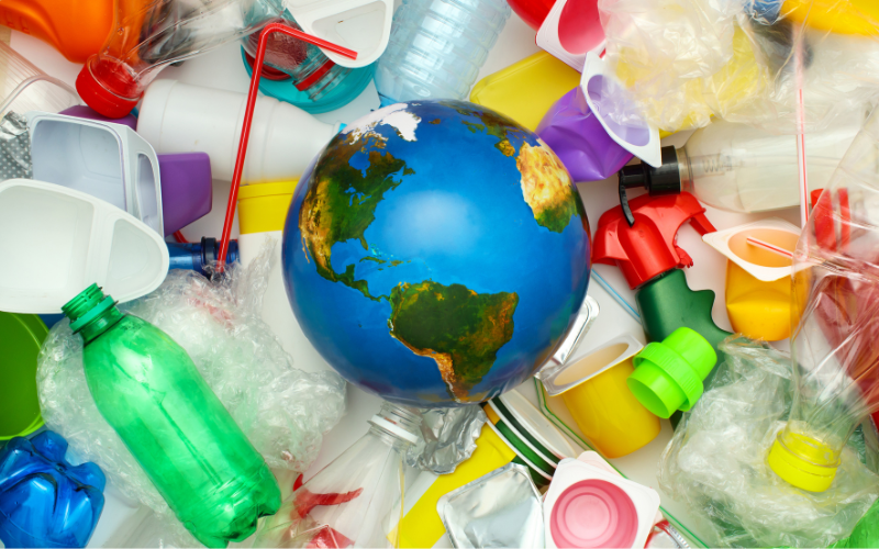DELOITTE: ANALISI SULLA PLASTICA